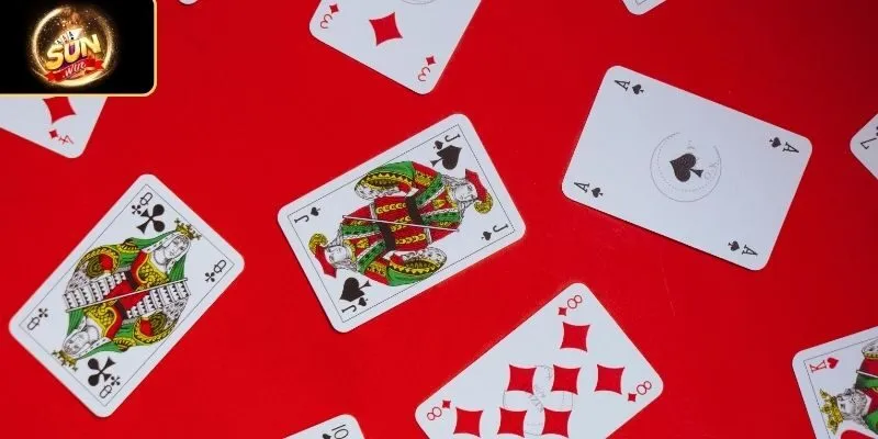 Quy tắc chặt bài và quyền đánh trước